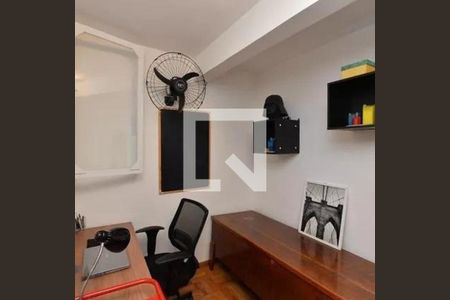 Casa à venda com 2 quartos, 95m² em Vila Anastácio, São Paulo