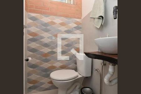 Casa à venda com 2 quartos, 95m² em Vila Anastácio, São Paulo