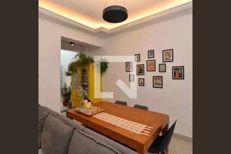 Casa à venda com 2 quartos, 95m² em Vila Anastácio, São Paulo