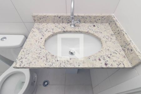 Banheiro de kitnet/studio à venda com 1 quarto, 26m² em República, São Paulo