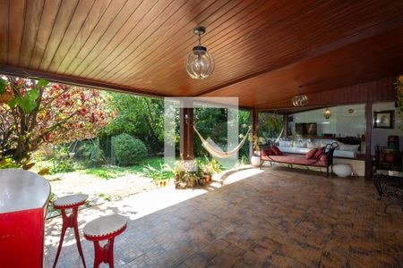 Quintal de casa à venda com 3 quartos, 400m² em Lapa, São Paulo