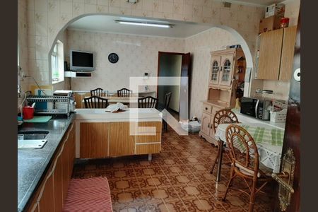 Casa à venda com 4 quartos, 230m² em Jabaquara, São Paulo