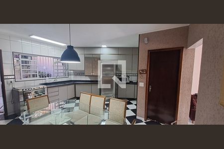 Cozinha de casa à venda com 3 quartos, 175m² em Santa Maria, São Caetano do Sul