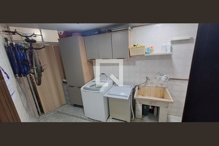 Lavanderia de casa à venda com 3 quartos, 175m² em Santa Maria, São Caetano do Sul