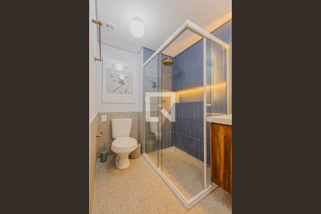 Banheiro de kitnet/studio à venda com 1 quarto, 28m² em Pinheiros, São Paulo