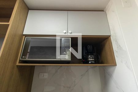 Cozinha de kitnet/studio para alugar com 1 quarto, 17m² em Novo Mundo, Curitiba