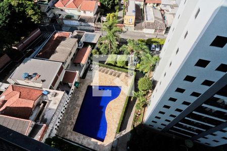 Vista de apartamento à venda com 3 quartos, 70m² em Vila Carbone, São Paulo