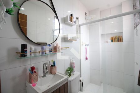 Banheiro Social de apartamento à venda com 2 quartos, 66m² em Curicica, Rio de Janeiro