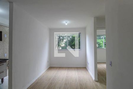 Sala de apartamento para alugar com 2 quartos, 40m² em Jardim Egle, São Paulo