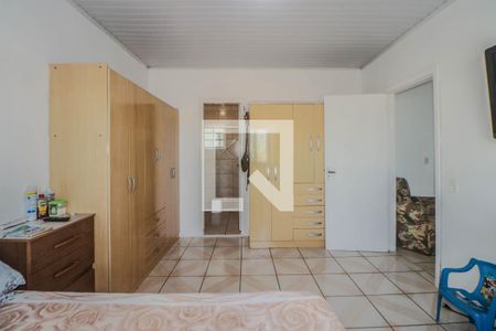 Suíte de casa à venda com 4 quartos, 300m² em Rubem Berta, Porto Alegre