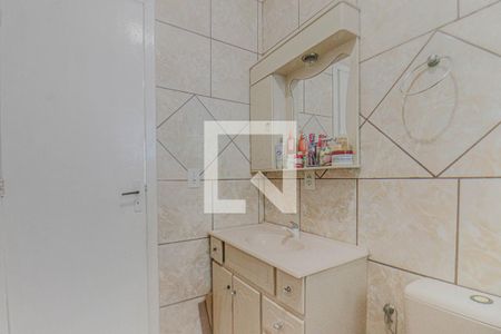 Banheiro da Suíte de casa à venda com 4 quartos, 300m² em Rubem Berta, Porto Alegre
