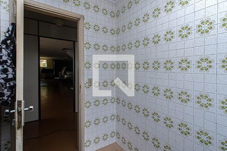 Banheiro de Serviço de casa à venda com 3 quartos, 321m² em Vila da Saúde, São Paulo
