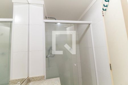 Banheiro Social de apartamento para alugar com 2 quartos, 60m² em Vila Canero, São Paulo