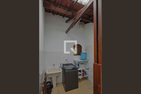 Área de Serviço de casa à venda com 3 quartos, 300m² em Alto Caiçaras, Belo Horizonte