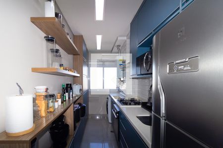 Cozinha de apartamento à venda com 2 quartos, 51m² em Vila California, São Paulo