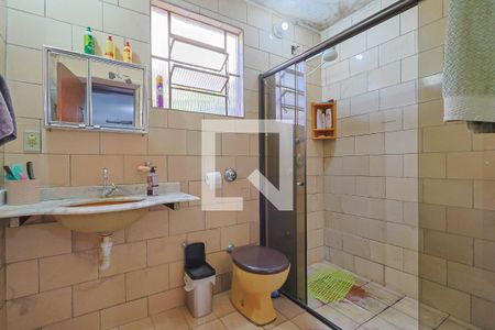 Banheiro de casa à venda com 4 quartos, 620m² em Sagrada Família, Belo Horizonte
