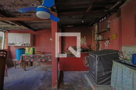 Área de Serviço de casa à venda com 4 quartos, 620m² em Sagrada Família, Belo Horizonte
