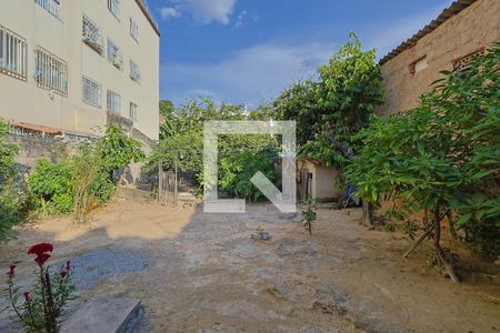 Quintal de casa à venda com 4 quartos, 620m² em Sagrada Família, Belo Horizonte