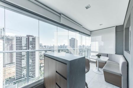 Varanda de apartamento à venda com 2 quartos, 69m² em Jardim das Acacias, São Paulo