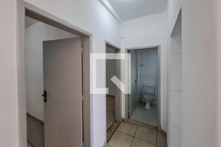 Corredor de apartamento para alugar com 2 quartos, 60m² em Cambuci, São Paulo