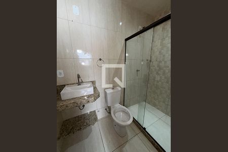 Banheiro da Suíte de casa para alugar com 3 quartos, 80m² em Bento Ribeiro, Rio de Janeiro