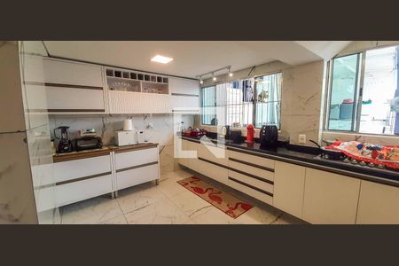 Casa 1 - Cozinha de casa à venda com 3 quartos, 338m² em Pestana, Osasco