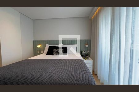 Apartamento à venda com 4 quartos, 136m² em Vila Anastácio, São Paulo