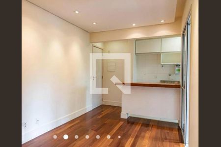 Apartamento à venda com 2 quartos, 57m² em Vila Gumercindo, São Paulo