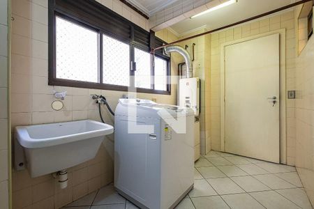 Área de Serviço de apartamento para alugar com 4 quartos, 166m² em Pinheiros, São Paulo