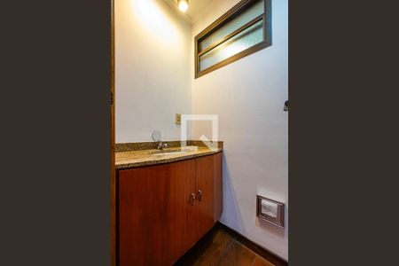 Lavabo de apartamento para alugar com 4 quartos, 166m² em Pinheiros, São Paulo