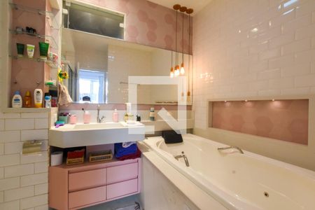 Banheiro do Quarto 3 de apartamento à venda com 4 quartos, 164m² em Icaraí, Niterói