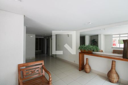 Hall de entrada de apartamento à venda com 3 quartos, 116m² em Planalto, Belo Horizonte