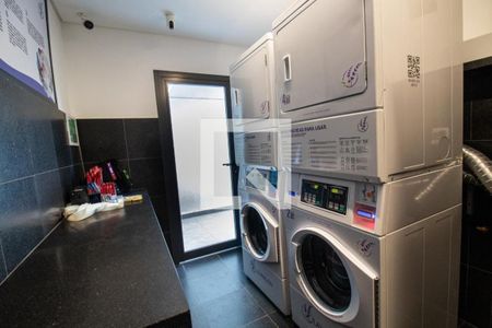 Foto 03 de apartamento à venda com 1 quarto, 27m² em Jardim das Bandeiras, São Paulo
