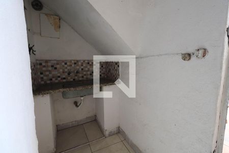 Cozinha de casa para alugar com 1 quarto, 100m² em Vila Carrão, São Paulo