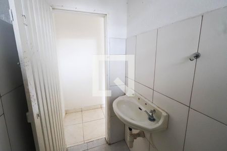 Banheiro de casa para alugar com 1 quarto, 100m² em Vila Carrão, São Paulo