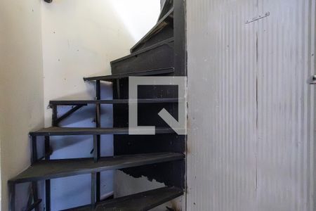 Escada de Acesso de kitnet/studio para alugar com 1 quarto, 20m² em Canaa, Belo Horizonte