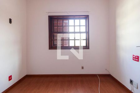 Quarto de casa à venda com 5 quartos, 260m² em Jardim dos Estados, São Paulo