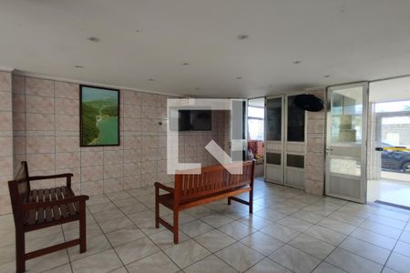 Hall de entrada de kitnet/studio para alugar com 1 quarto, 32m² em Guilhermina, Praia Grande