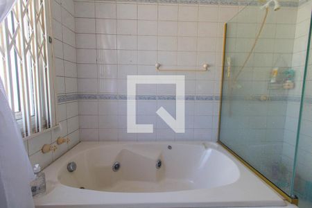 Banheiro da Suíte de apartamento à venda com 4 quartos, 128m² em Centro, São Leopoldo