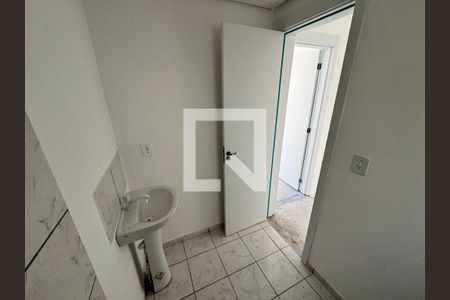 Banheiro Social de apartamento à venda com 2 quartos, 45m² em Campina, São Leopoldo