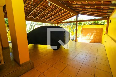 Garagem de casa à venda com 4 quartos, 126m² em Glória, Porto Alegre