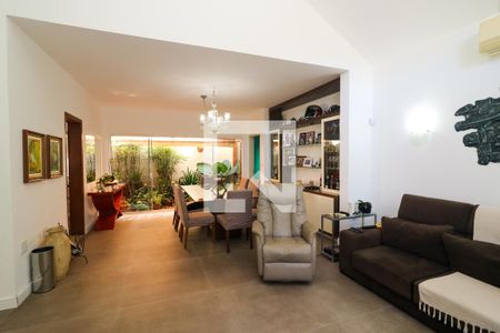 Sala de casa para alugar com 5 quartos, 499m² em Cristal, Porto Alegre