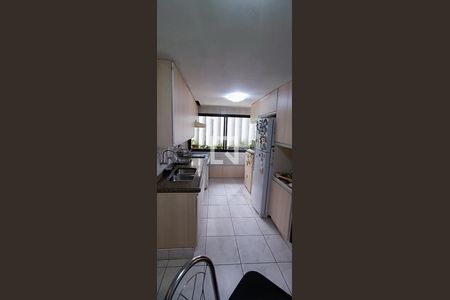 Cozinha de apartamento à venda com 4 quartos, 174m² em Vila Progredior, São Paulo