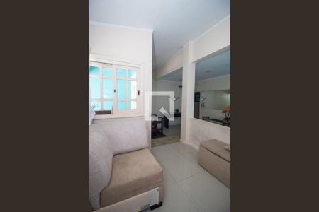 Sala de casa para alugar com 3 quartos, 217m² em Teresópolis, Porto Alegre