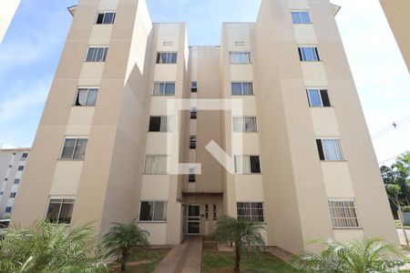 Fachada do bloco de apartamento à venda com 2 quartos, 60m² em Olaria, Canoas