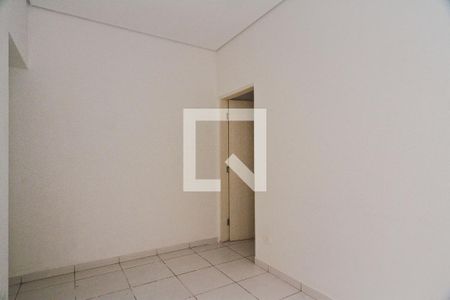 Sala de casa para alugar com 1 quarto, 30m² em Vila Cavaton, São Paulo