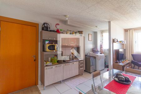Cozinha de apartamento à venda com 2 quartos, 54m² em Olaria, Canoas