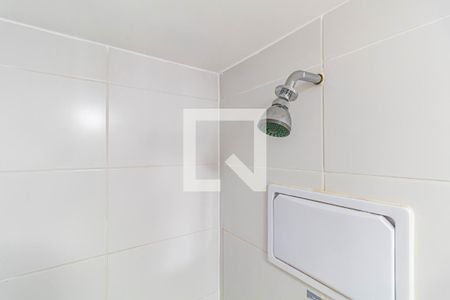 Banheiro de kitnet/studio para alugar com 0 quarto, 26m² em Butantã, São Paulo