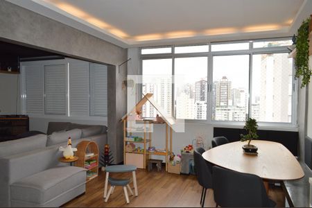 Sala de apartamento à venda com 2 quartos, 130m² em Vila Mariana, São Paulo