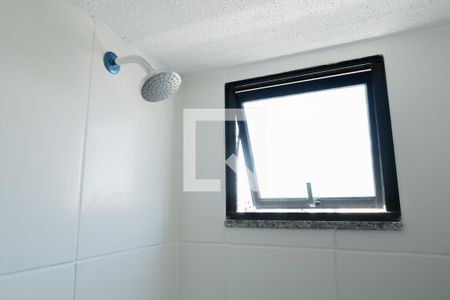 Banheiro de apartamento à venda com 2 quartos, 45m² em Irajá, Rio de Janeiro